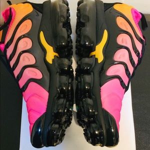 Women’s Nike vapor max